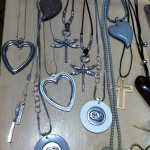 Necklaces with heart, cross or dragonfly detail